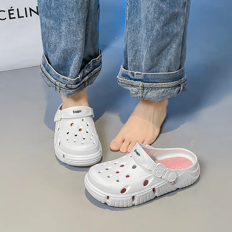 Budding Bear Clogs Women's-9