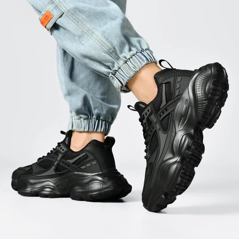 Budding Bear Low Top Chunky Sneakers Men's Black-3