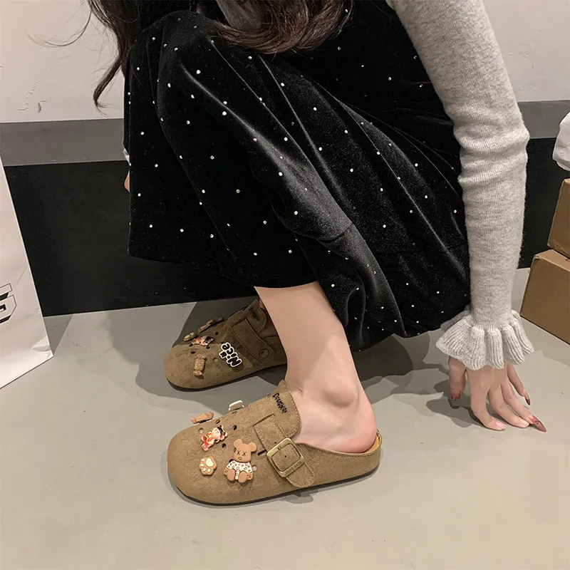 Budding Bear Abrasion Resistant Slip Resistant Closed Toe Slippers Women's Khaki-5