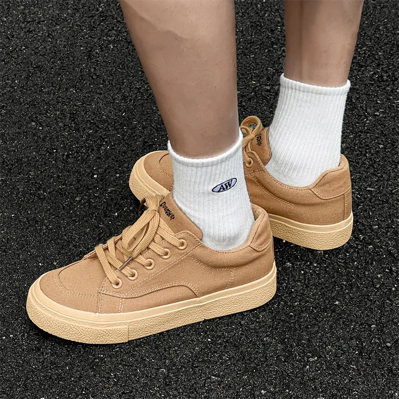 Budding Bear Low Top Skateboard Shoes Men's-4