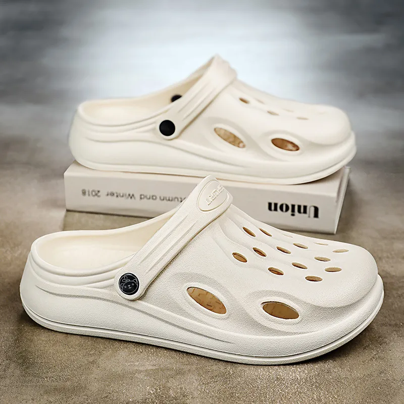 Budding Bear Clogs Men-12