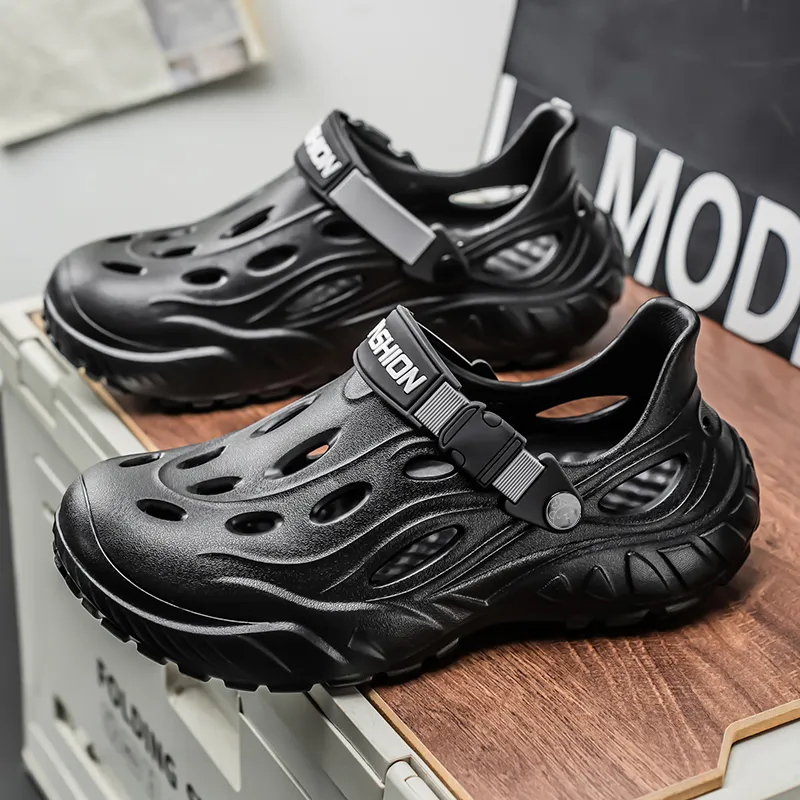 Budding Bear Clogs Men-14