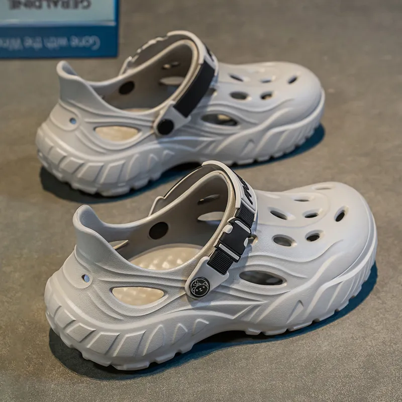Budding Bear Clogs Men-3