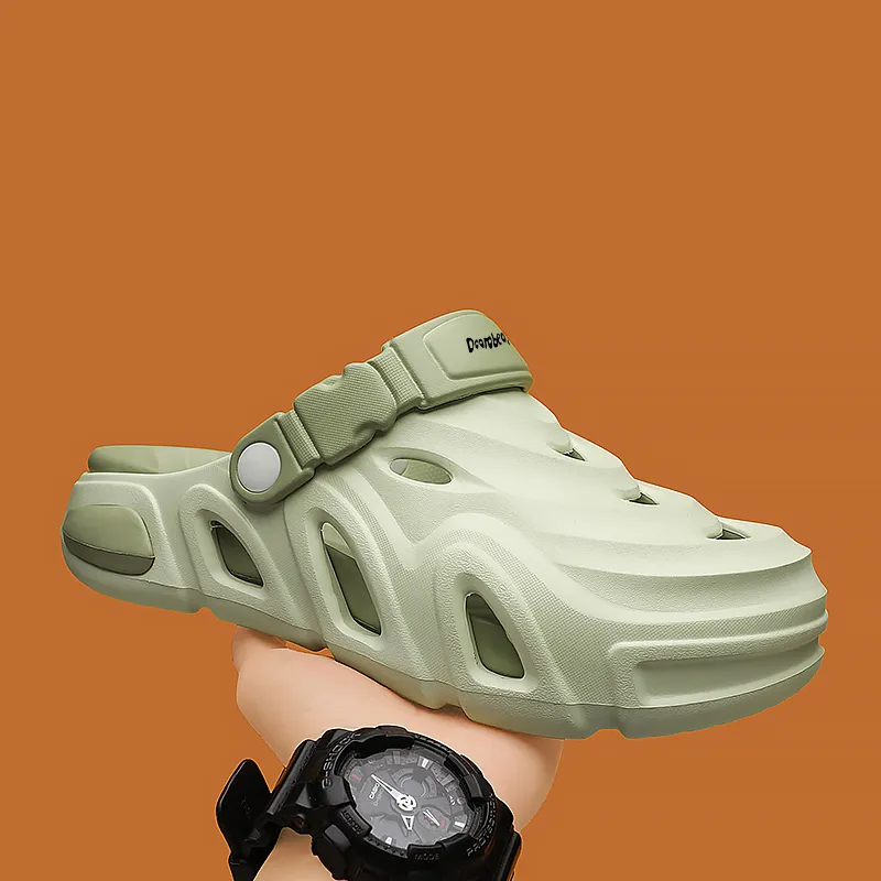 Budding Bear Clogs Men-17