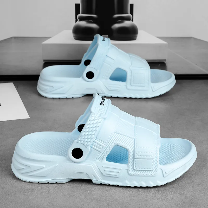 Budding Bear Beach Sandals Men's-14