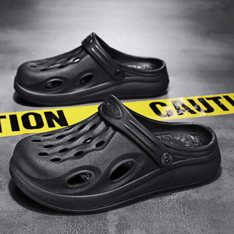 Budding Bear Clogs Men-1