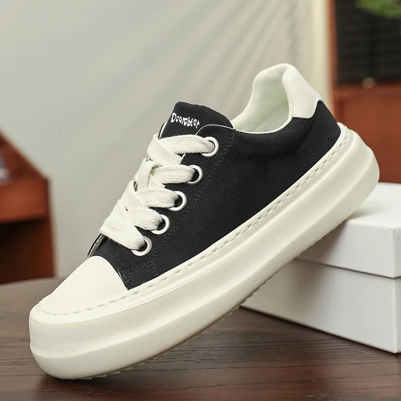Budding Bear Low Top Canvas Shoes Men's-1