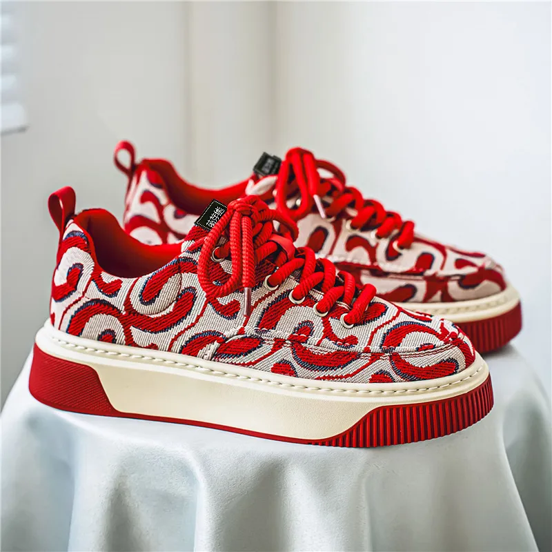 Budding Bear Slip-Resistant Low-Top Skateboard Shoes Men's-1