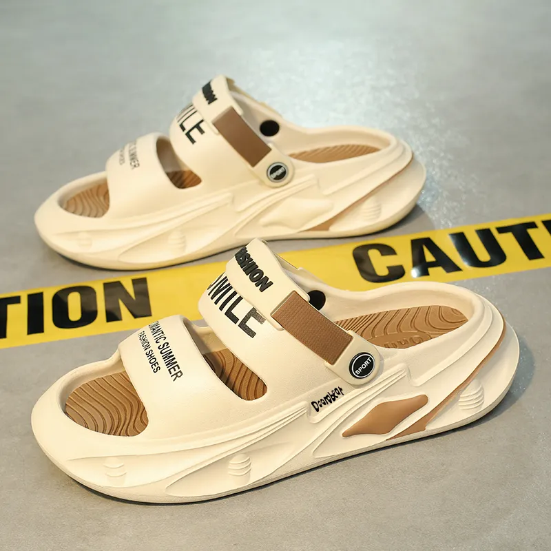 Budding Bear Beach Sandals Unisex-8