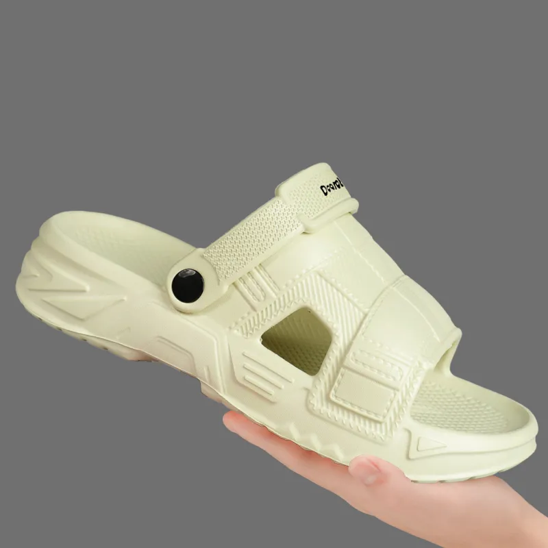 Budding Bear Beach Sandals Men's-18