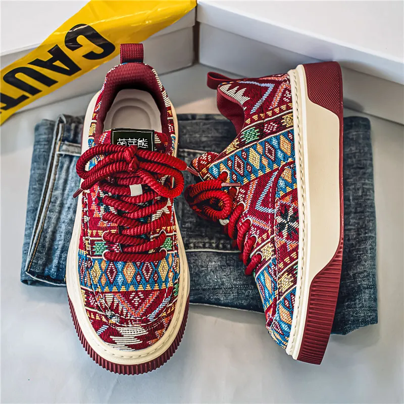 Budding Bear Low-Top Skateboard Shoes Men's-1