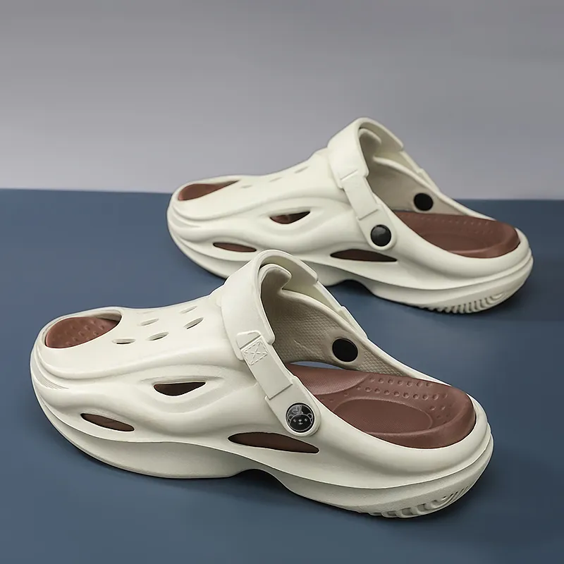 Budding Bear Beach Sandals Men's-17
