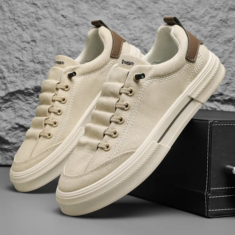 Budding Bear Low Top Canvas Shoes Men's-7