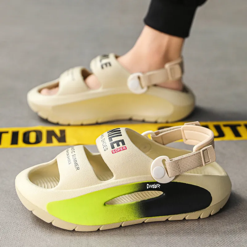 Budding Bear Beach Sandals Unisex-8