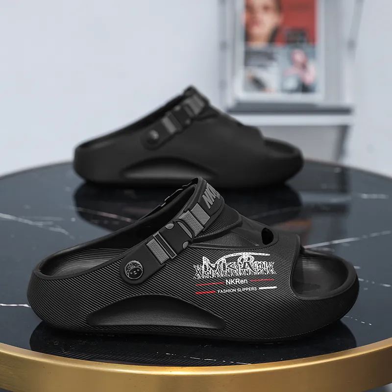 Budding Bear Beach Sandals Men's-2