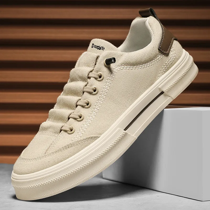 Budding Bear Low Top Canvas Shoes Men's-8