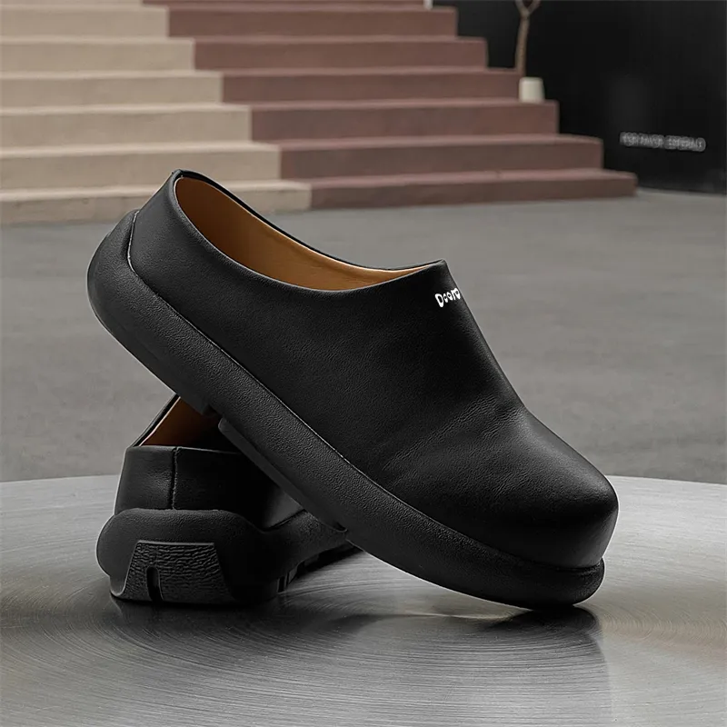 Budding Bear Abrasion Resistant Slip Resistant Wrap toe Slippers Unisex Black-2