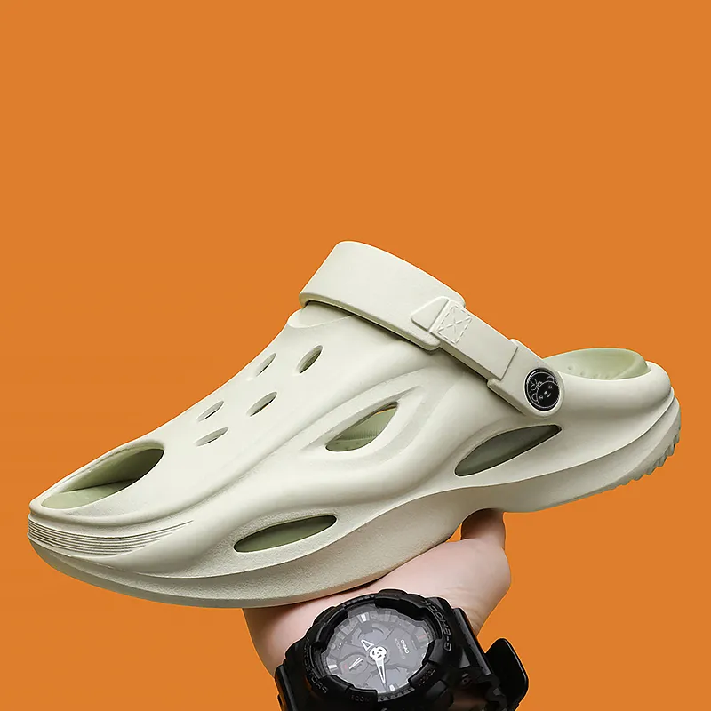 Budding Bear Beach Sandals Men's-13