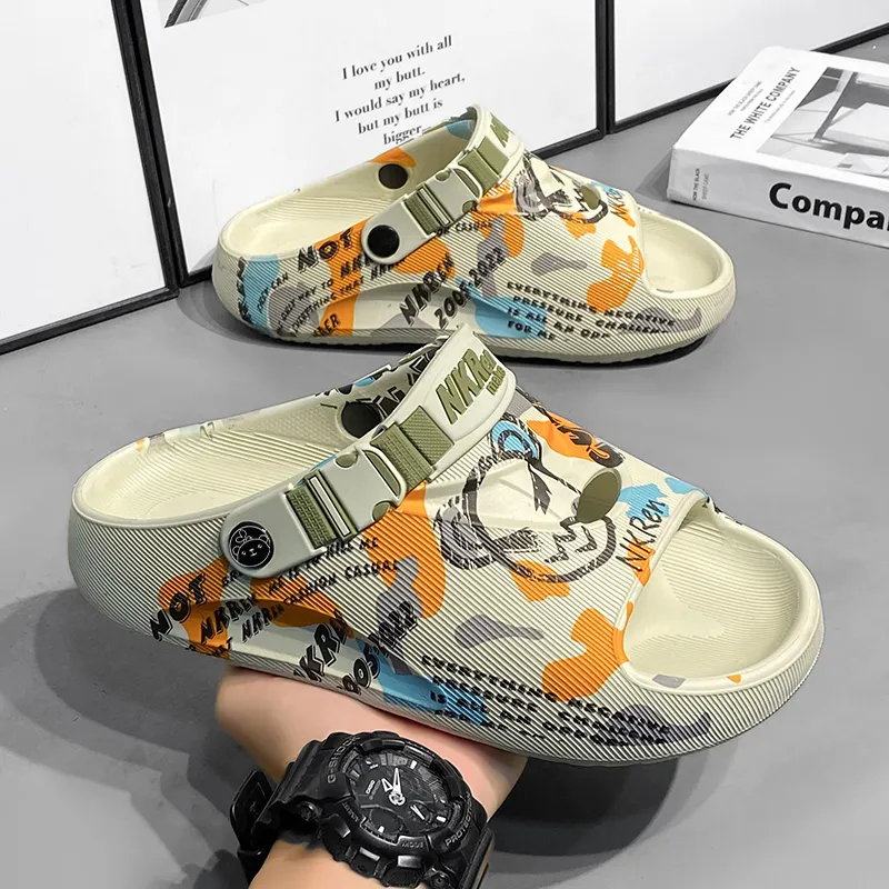 Budding Bear Beach Sandals Men's-8