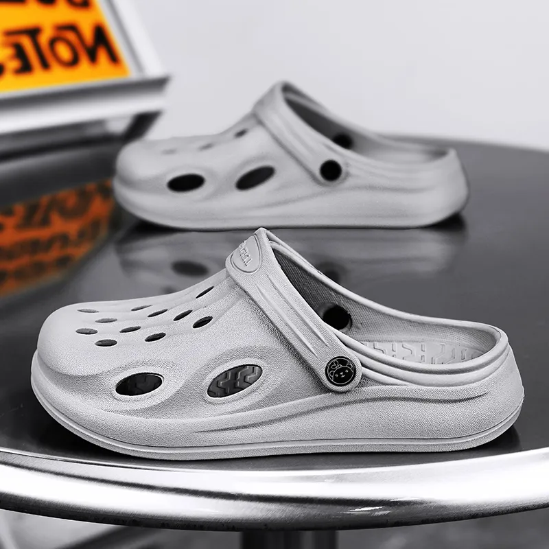 Budding Bear Clogs Men-8