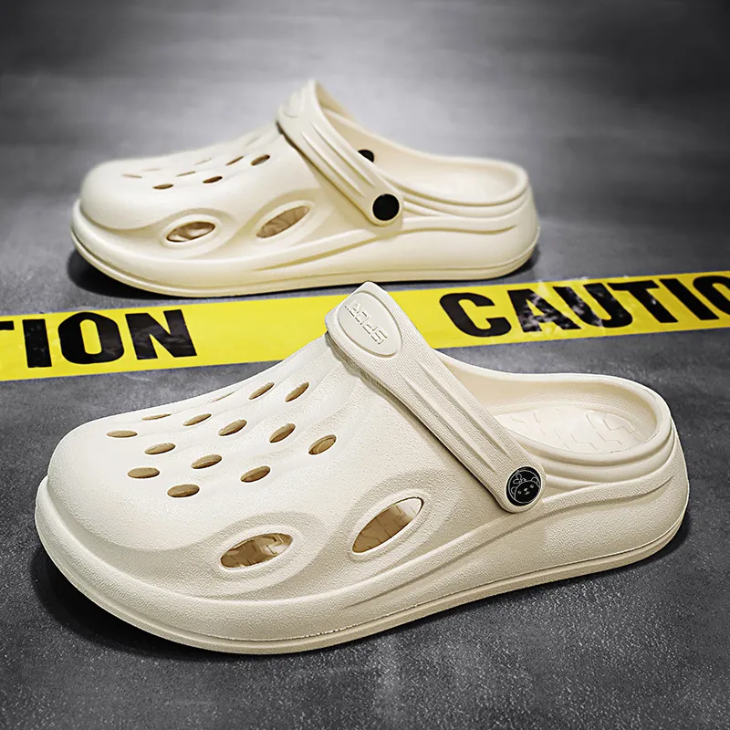 Budding Bear Clogs Men-11
