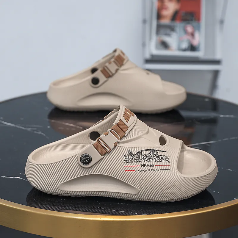 Budding Bear Beach Sandals Men's-12