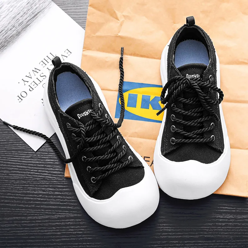 Budding Bear Anti Slip Wear Resistant Low Top Canvas Shoes Men's-1