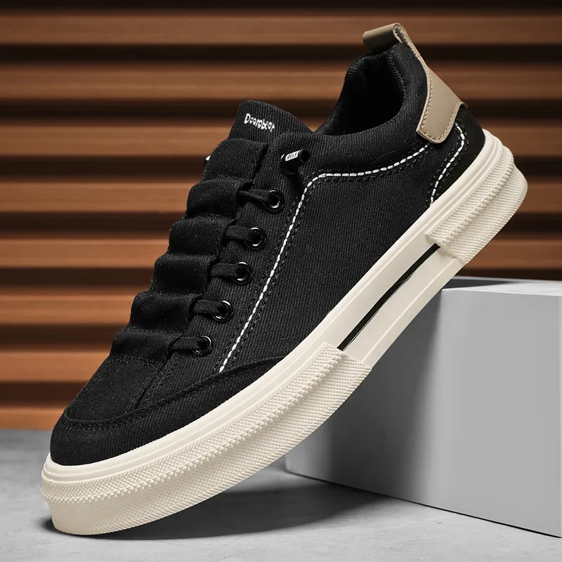 Budding Bear Low Top Canvas Shoes Men's-2
