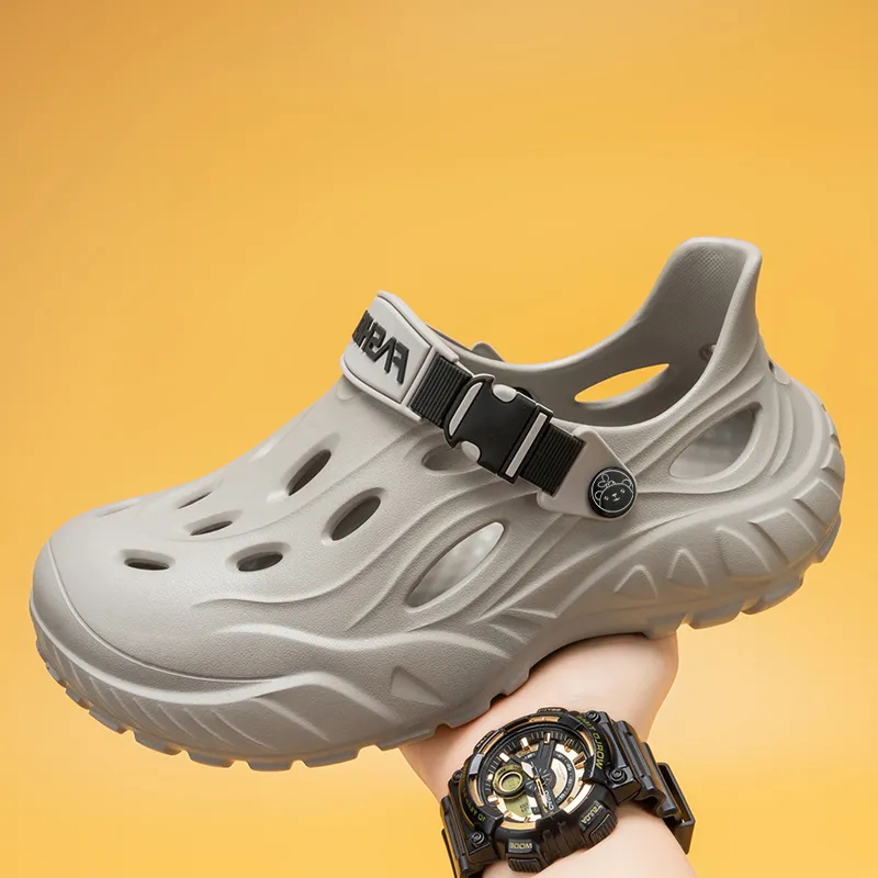 Budding Bear Clogs Men-1