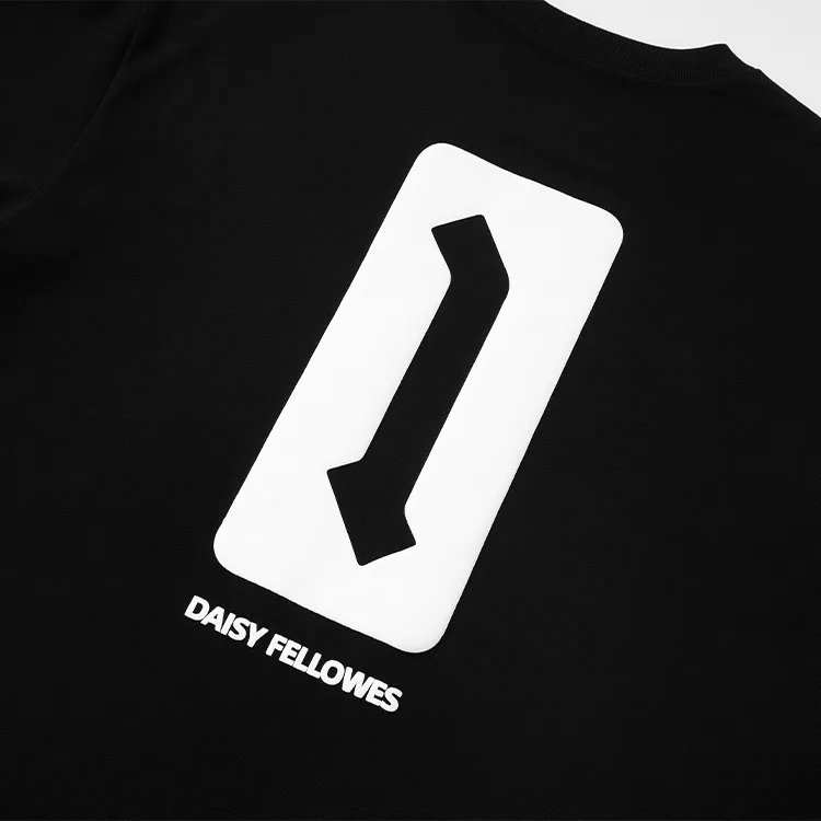 Daisy Fellowes T Shirts Unisex-8