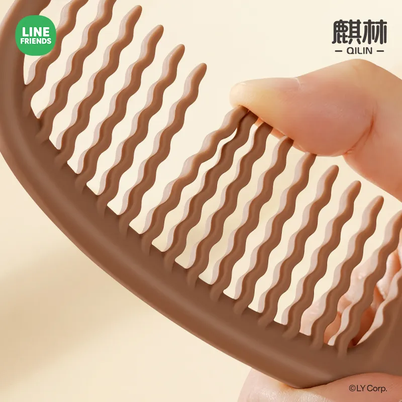 QILIN x LINE FRIENDS Wide-Tooth Curling Comb-4