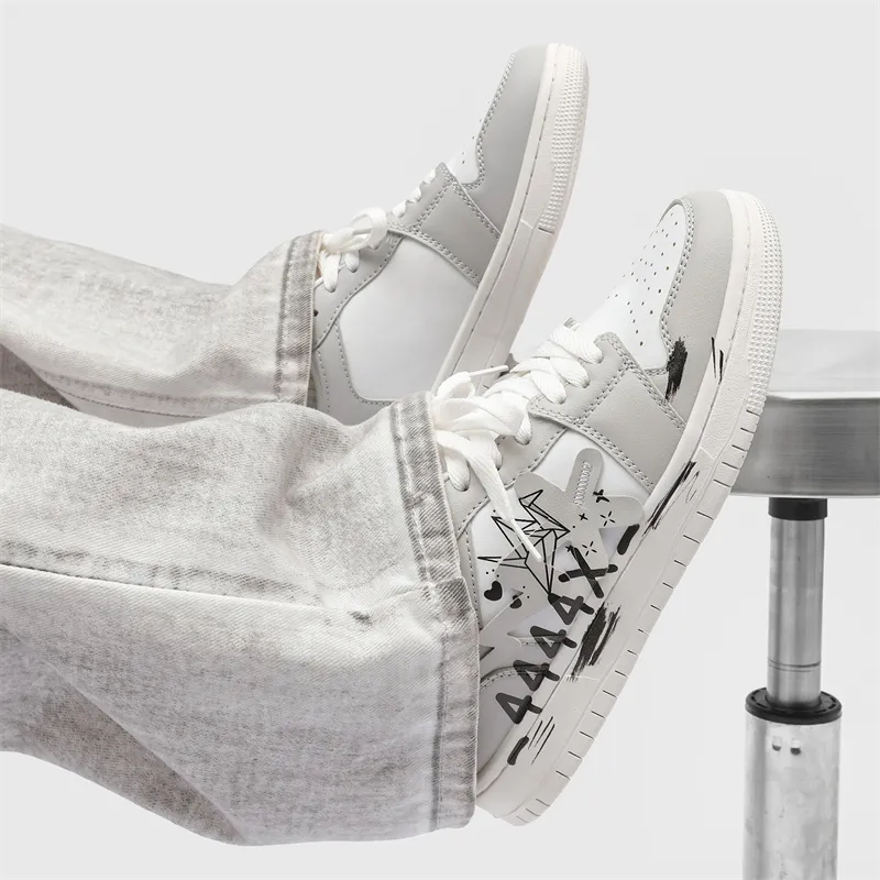B.Duck Slip Resistant, Abrasion Resistant, Lightweight, Breathable Low Top Skateboard Shoes Unisex-13