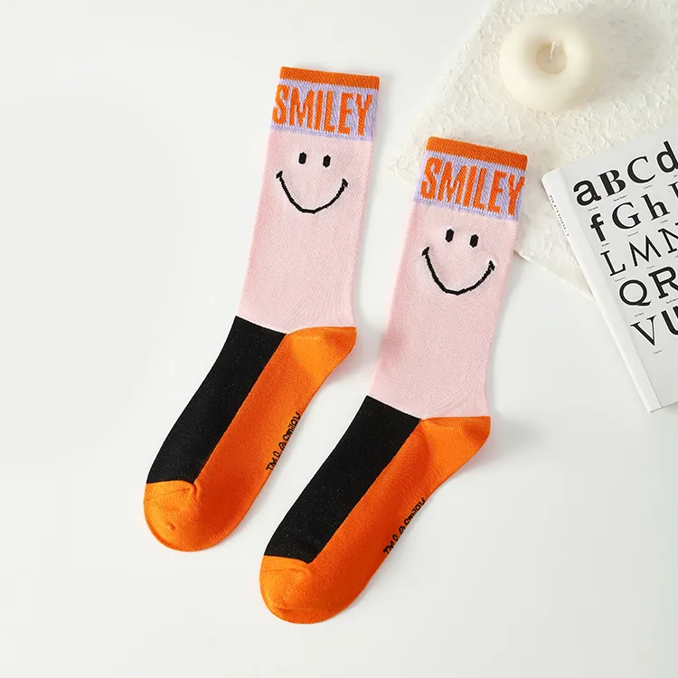 SMILEY Mid Calf Socks Unisex 1 Pack-1