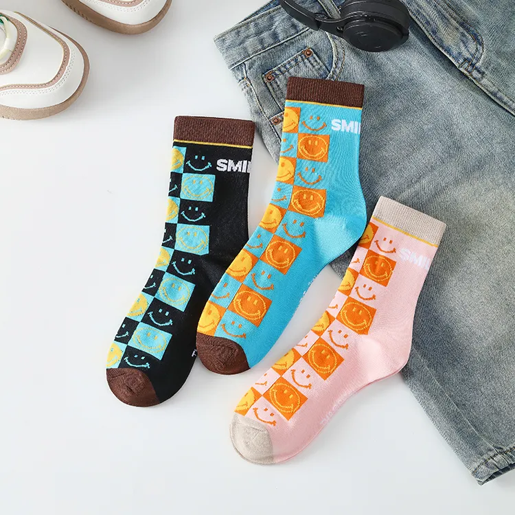 SMILEY Mid Calf Socks Unisex Combo Set-10