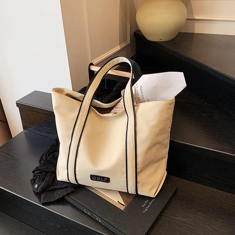 Yalu Nylon Shoulder Bag Unisex Multicolor-10
