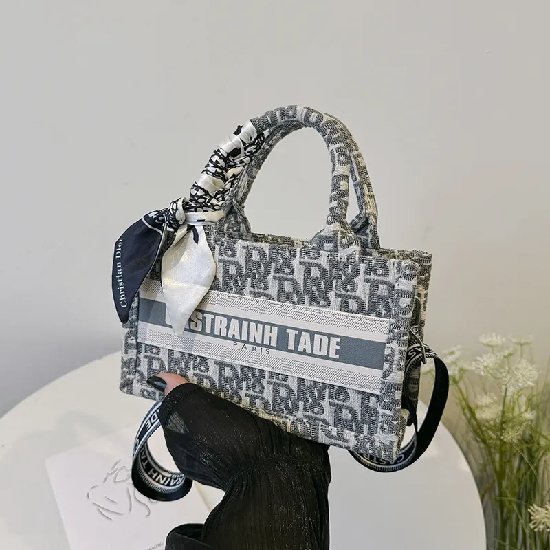 Yalu Canvas Handbag Unisex Multicolor-5