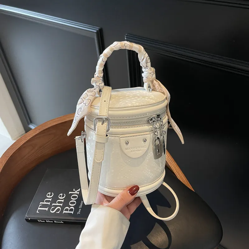 Yalu PU Bucket Bag, One Shoulder Handbag Unisex Multicolor-1