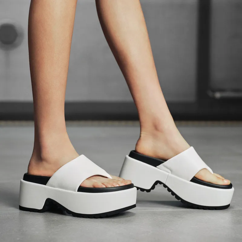 GG CC Abrasion Resistant Slip Resistant Platform Height Increasing Flip Flops Women's-6
