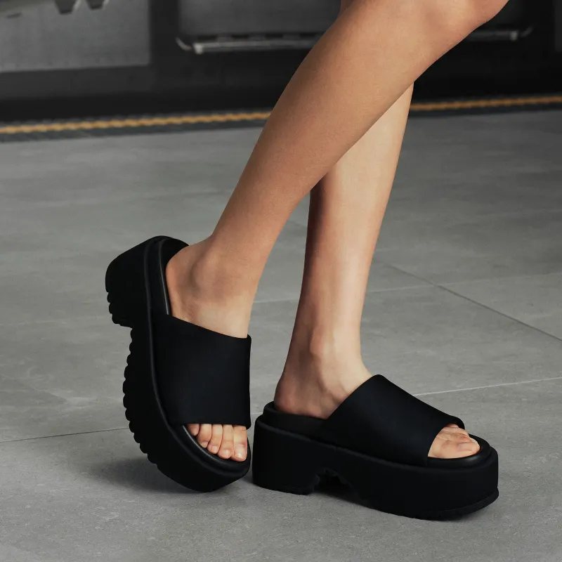 GG CC Slip Resistant Abrasion Resistant Cushioning Wedge Heel Slide Slippers Women's Black-7