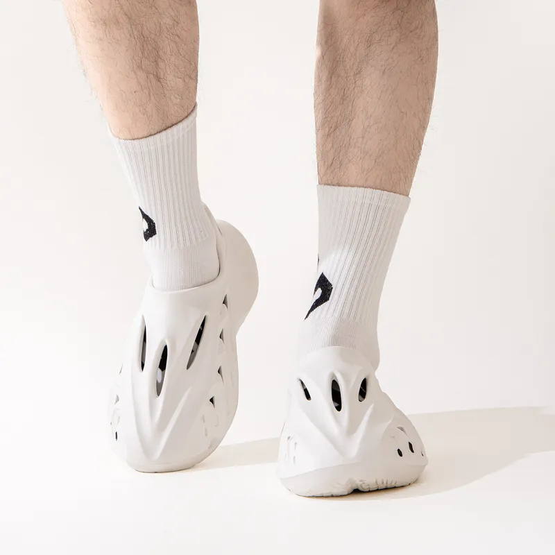 ROBINHOOD Clogs Men-4