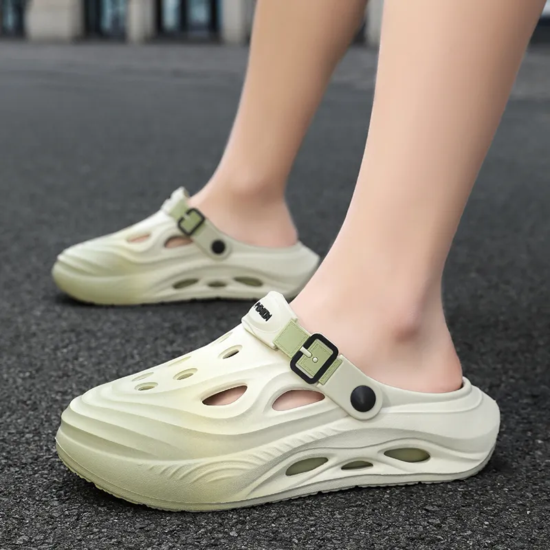 ROBINHOOD Clogs Men-8