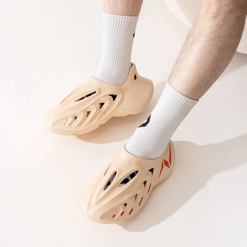 ROBINHOOD Clogs Men-18