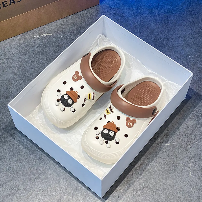 ROBINHOOD Clogs Women's-13