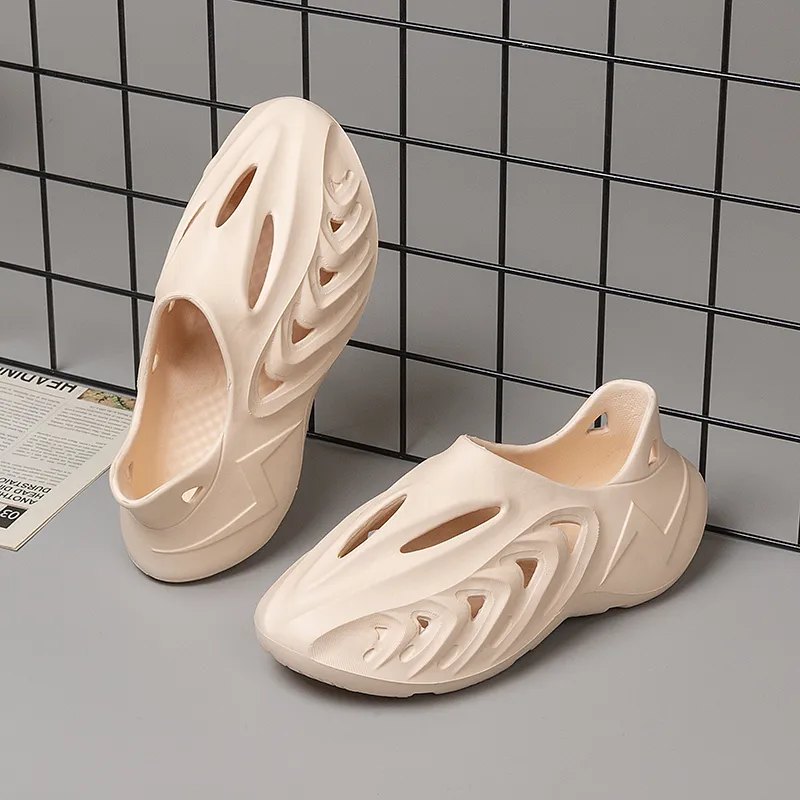 ROBINHOOD Clogs Men-15