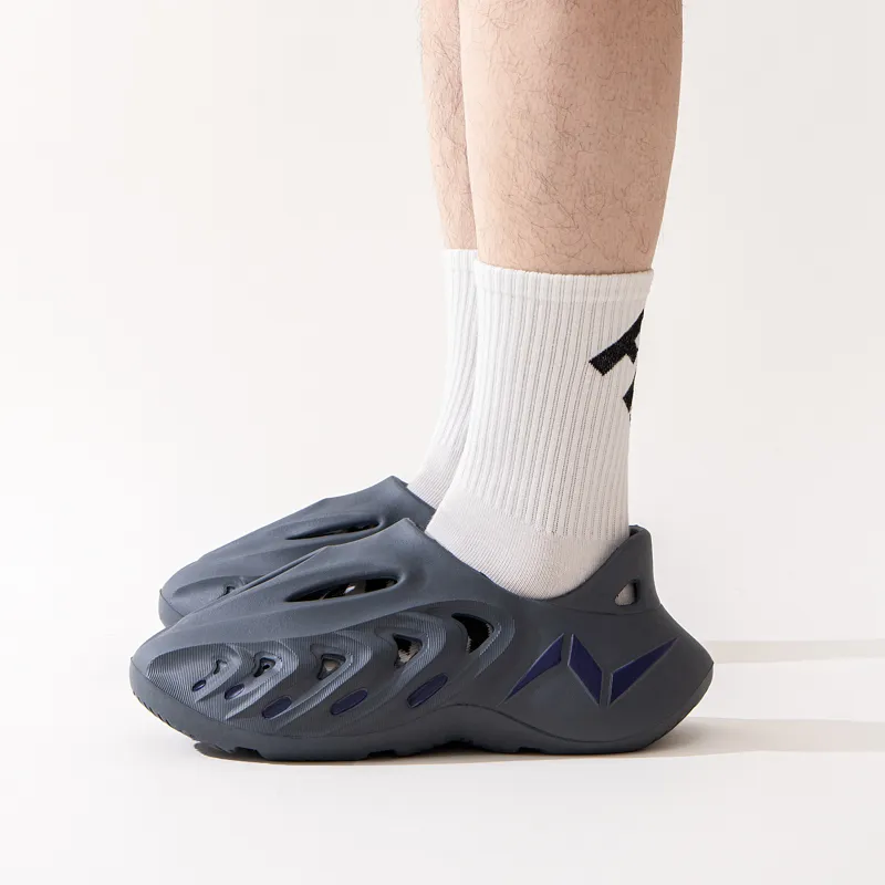 ROBINHOOD Clogs Men-13