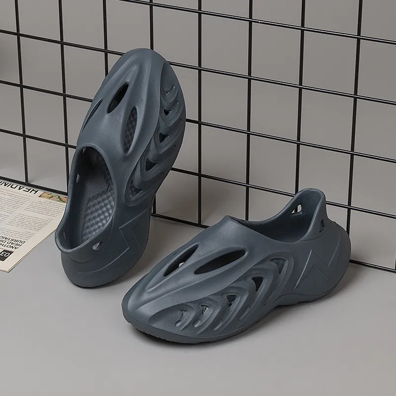 ROBINHOOD Clogs Men-20