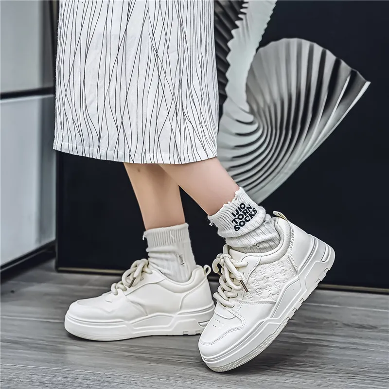 JANE HARLOW Low Top Skateboard Shoes Unisex-6