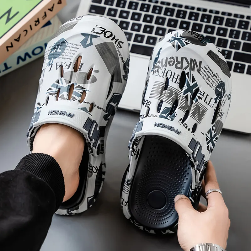 JANE HARLOW Clogs Men-2