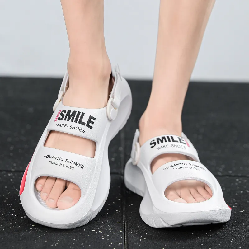 JANE HARLOW Beach Sandals Unisex-9