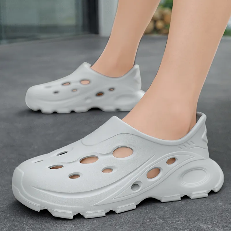 JANE HARLOW Clogs Men-3